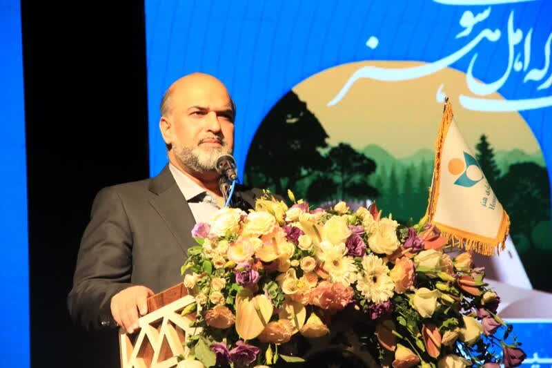 قزوین نماد اصالت هنری ایران است قزوین نماد اصالت هنری ایران است