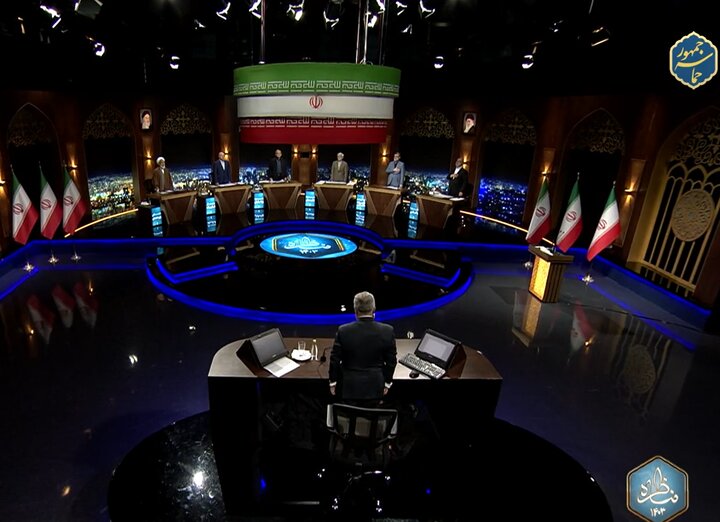 حضور المرشحين الستة للانتخابات الرئاسية الإيرانية في مؤسسة التلفزة