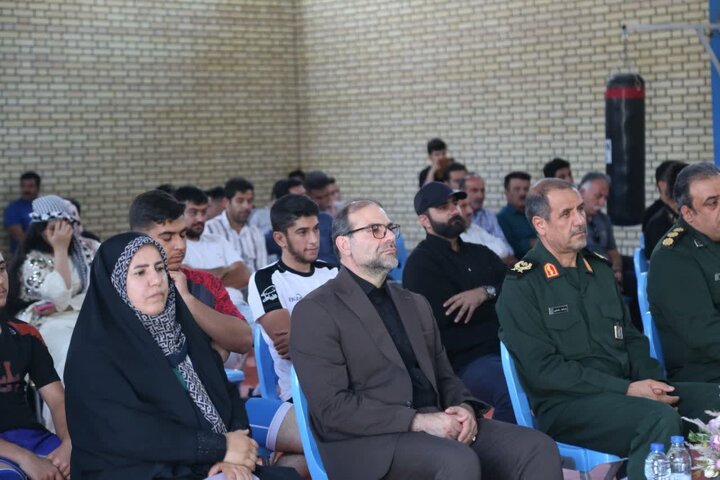 سالن ورزشی صالحین روستای صلواتآباد در سنندج افتتاح شد