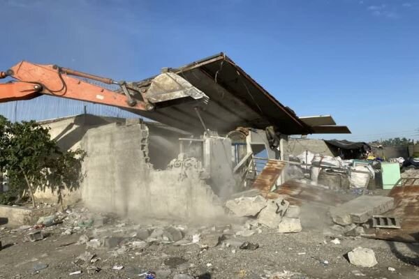 تخریب ۴۴۰ مورد ساخت و ساز غیرمجاز در «شهر آباد» و «حصار مهتر»