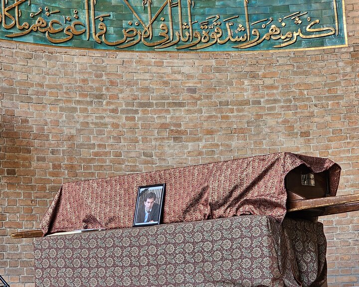 مرحوم نظری با میراث فرهنگی تنفس میکرد