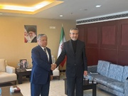 نائب وزير الخارجية الاوزبكي يلتقي باقري في طهران