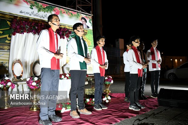 نور غدیر در آسمان سمنان تابید/ عشق مردم به مولا علی(ع)