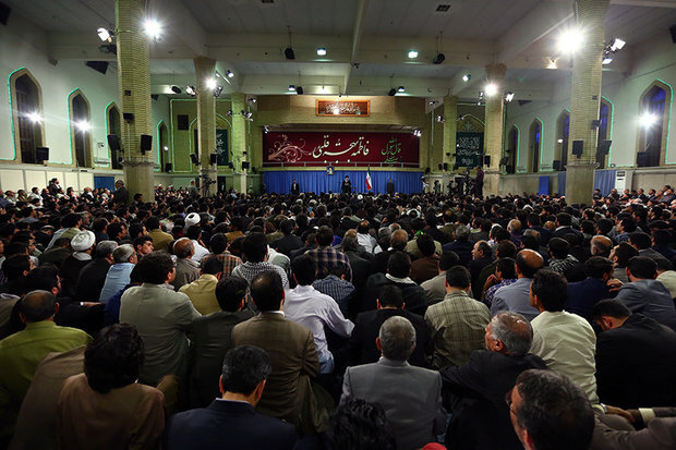  خطاب قائد الثورة الاسامية الهام على الهواء مباشرة حول عيد الغدير الأغر