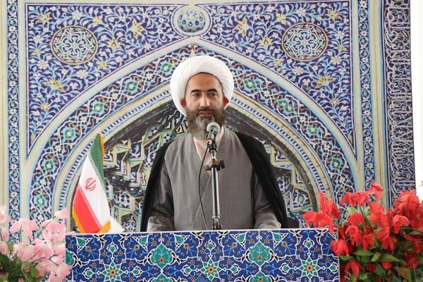 امام جمعه رودسر: مهمترین دستاورد دفاع مقدس تقویت روحیه خودباوری بود امام جمعه رودسر: مهمترین دستاورد دفاع مقدس تقویت روحیه خودباوری بود