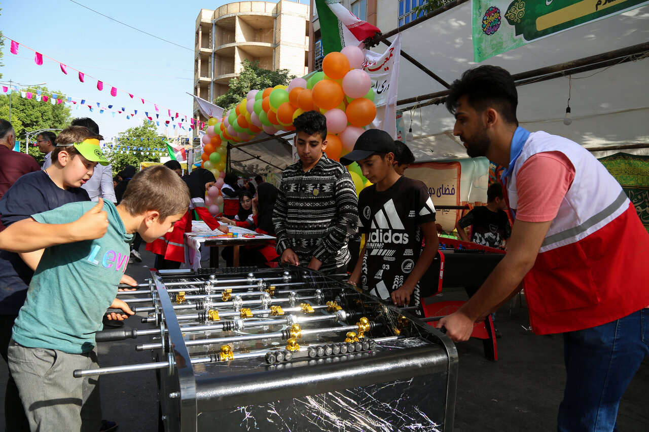 حضور بی نظیر مردم شهرکرد در جشن بزرگ غدیر