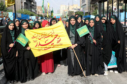 Lovers of 1st Shia Imam join Eid al-Ghadir 10-km festival