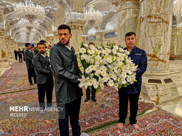 گل آرایی عتبات عالیات توسط ارتش جمهوری اسلامی ایران