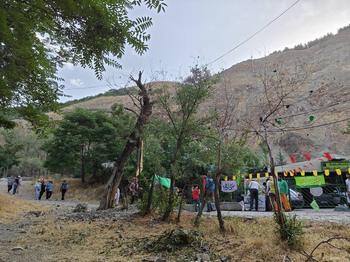 مراسم جشن غدیر در کوه های اطراف تهران برگزار شد