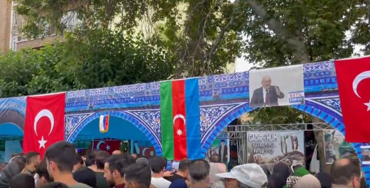 Tahran'daki Gadir kutlamalarında Türk çadırı kuruldu Tahran'daki Gadir kutlamalarında Türk çadırı kuruldu