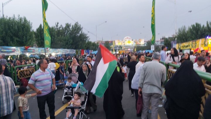 Tahranlılar Gadir şenliğine Filistin bayrağıyla katıldı