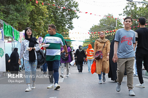 برگزاری جشن خیابانی غدیر خم در روستای حاجی خادمی