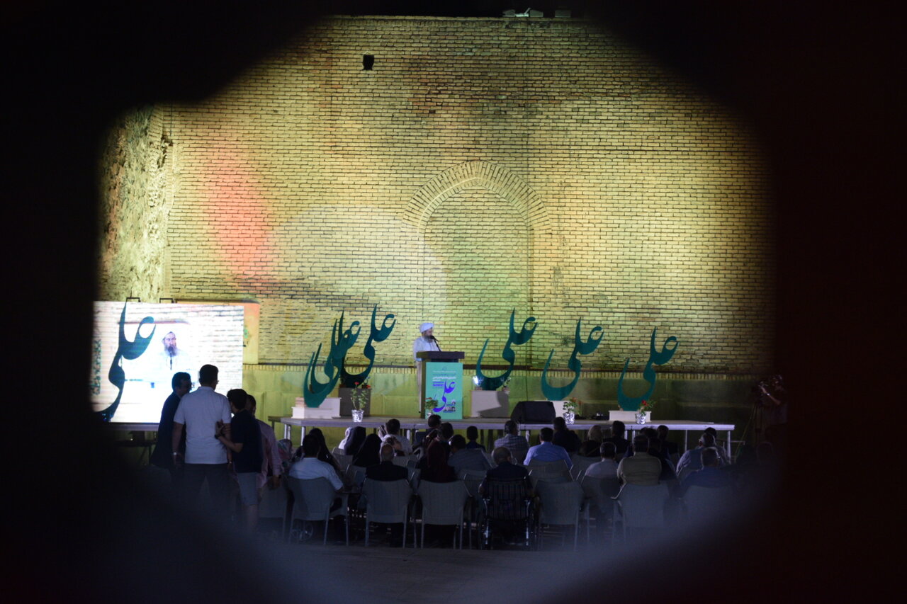 مسجد کبود میزبان آیین اختتام کنگره سراسری شعر غدیر