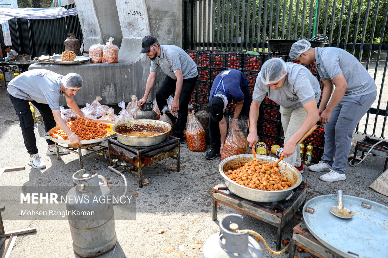 اطعام مردمی در کرمانشاه در روز عید غدیر
