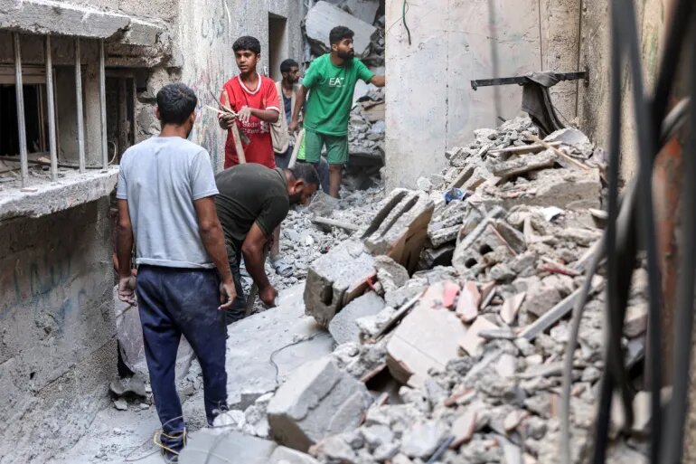 Israeli occupation targets family members of Hamas leader