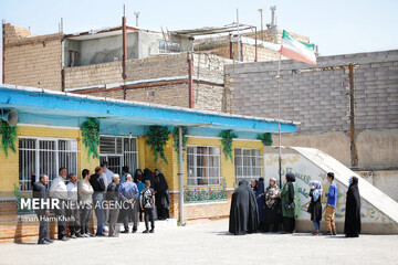 VIDEO: People of Shahrud casting their vote