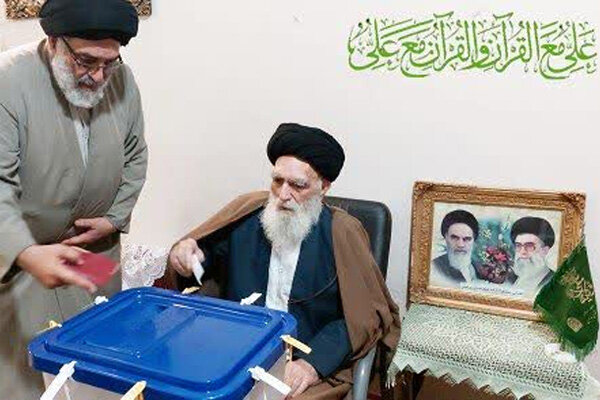 حضور شخصیت های سیاسی و مذهبی استان تهران در انتخابات