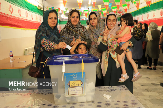 ساعات پایانی رای گیری انتخابات 1403 در گرگان