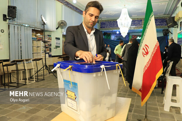 رأی گیری انتخابات ریاست جمهوری در استان البرز آغاز شد