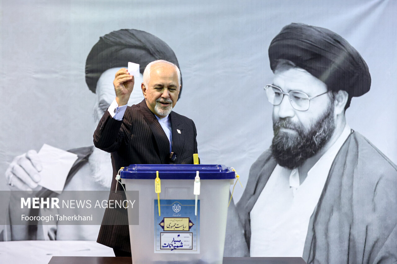 ایرانی اعلیٰ حکام نے کہاں کہاں ووٹ کاسٹ کیا؟/ 138 ممالک میں ووٹنگ جاری+ تصاویر، ویڈیو