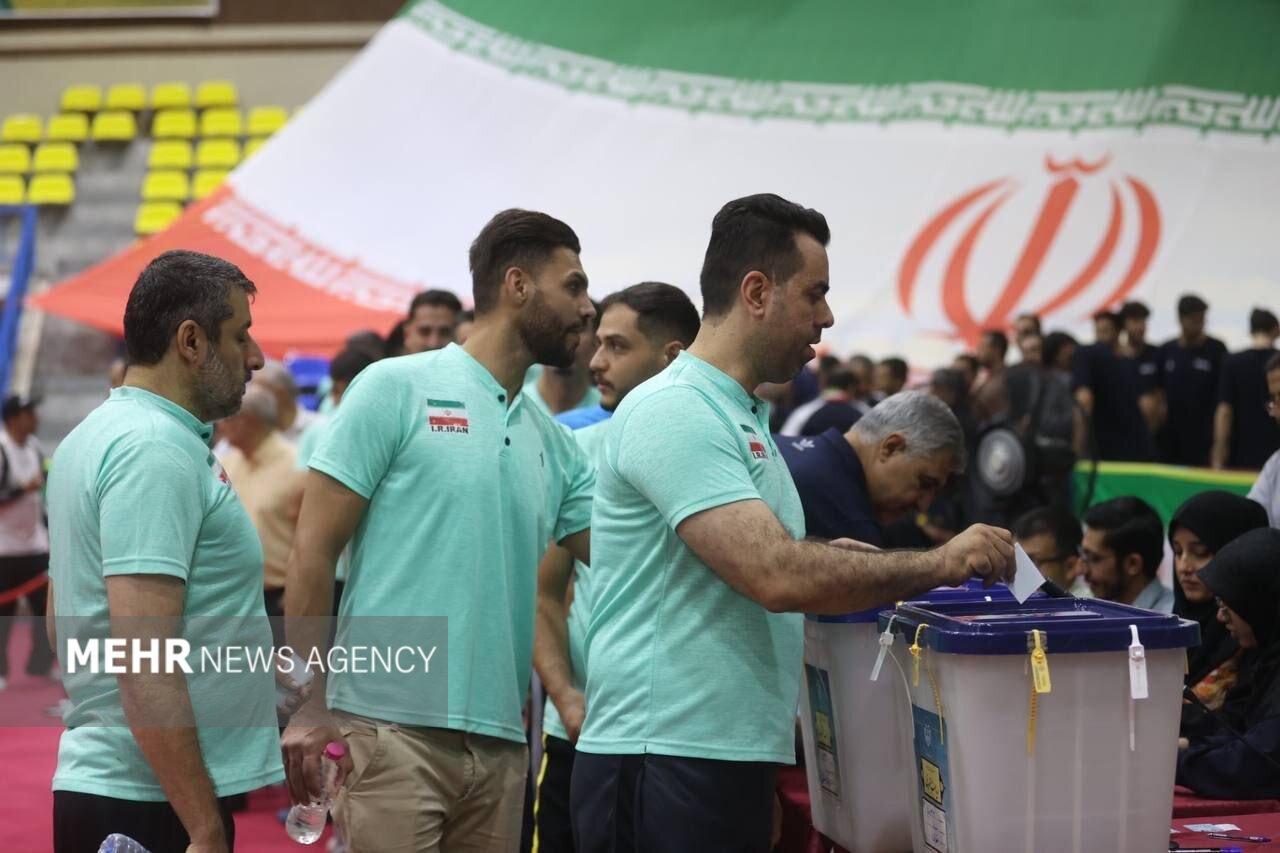 ادای دین جامعه ورزش و انتظار از رئیس جمهور/ ورزش پای «ایرانِقوی»