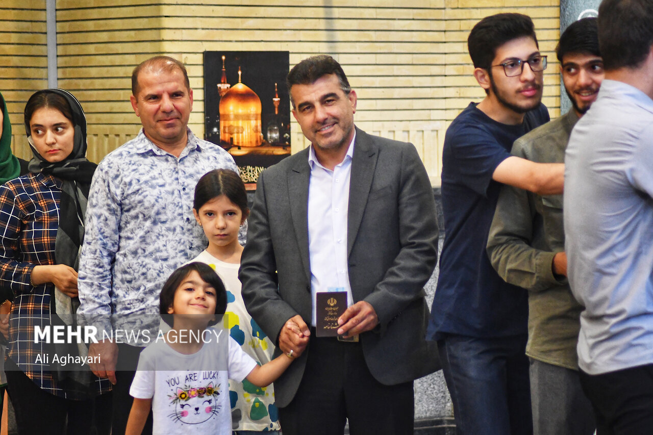 روایت مهر از حماسه حضور آذری ها/مردم سنگ تمام گذاشتند