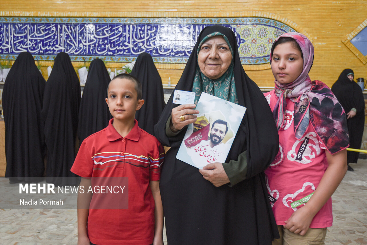 انگشت های آبی سخن می گویند/ مازنی ها پای کار انقلاب