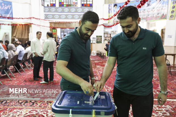 ساعات پایانی انتخابات چهاردهمین دوره ریاست جمهوری در تبریز