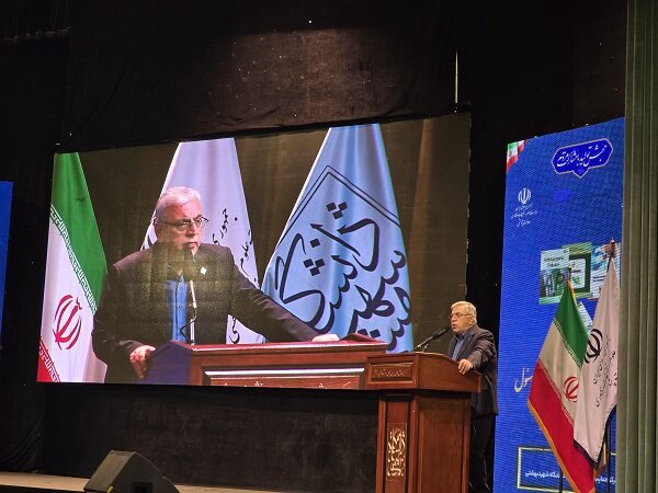 خالصانه میخواهیم مسائل اقتصادی و مشکلات مردم را حل کنیم