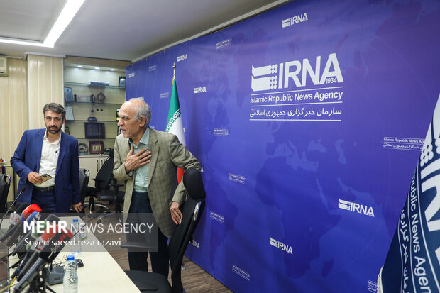 نشست خبری رئیس ستاد انتخاباتی مسعود پزشکیان نشست خبری رئیس ستاد انتخاباتی مسعود پزشکیان
