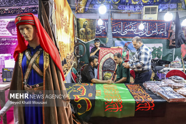 نمایشگاه شمیم حسینی در اهواز امشب پایان می یابد