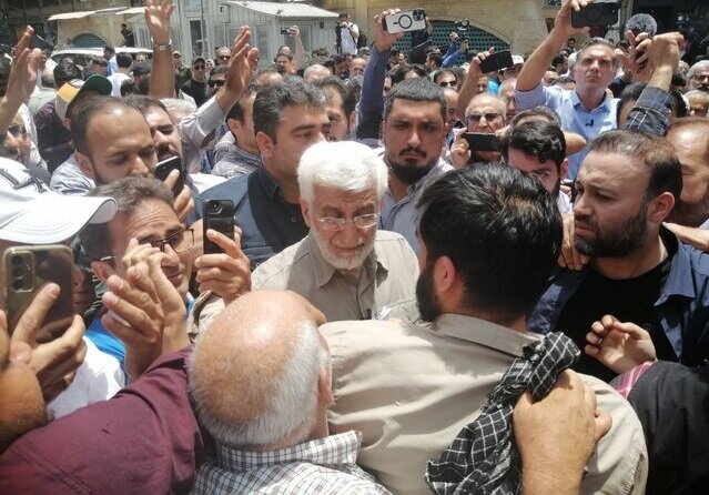 گفتوگوی جلیلی با کسبه و مردم در بازار تهران + فیلم