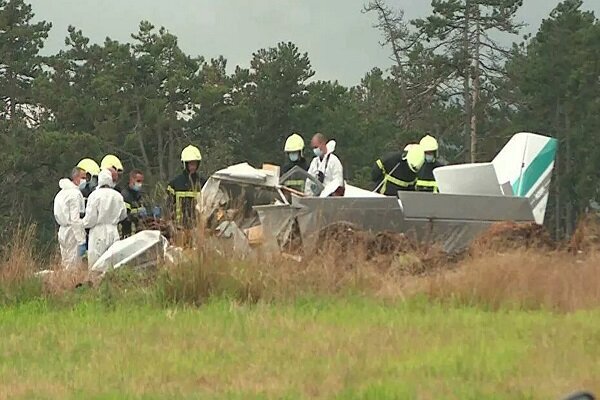 Fransa'da uçak kazası: 3 ölü