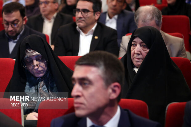 آیین نکوداشت مقام علمی غلامعلی حداد عادل 39