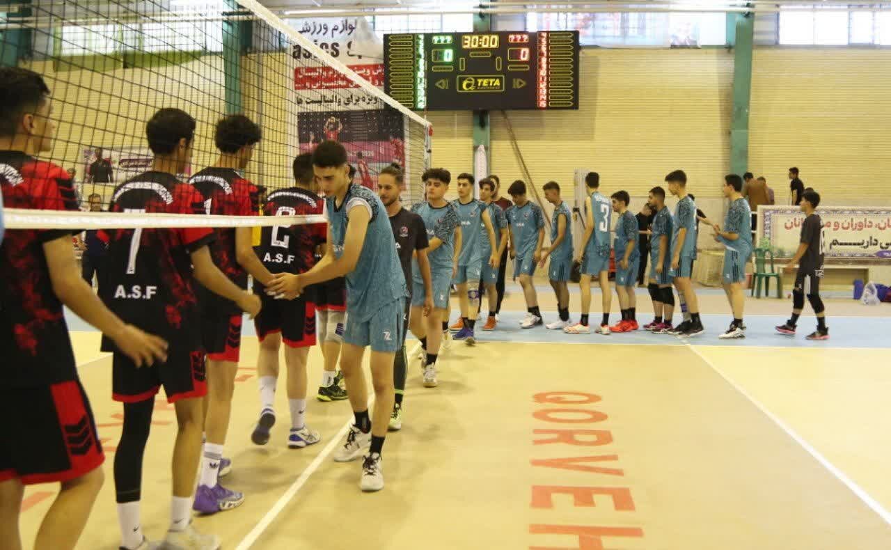 رقابت‌های والیبال قهرمانی نوجوانان منطقه غرب کشور برگزار شد