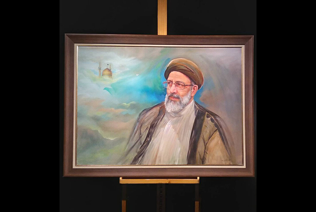 «خادمان ملت» افتتاح شد/ ترسیم حال و هوای روحی شهید رئیسی در نقاشی