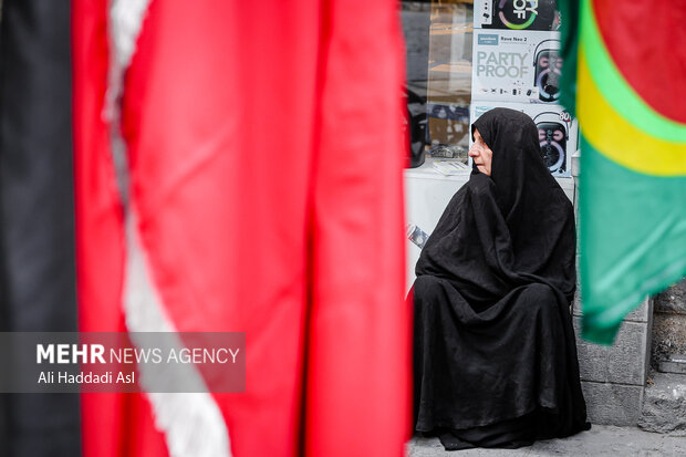 بازار سیاهه فروشان تهران در آستانه فرا رسیدن ماه محرم