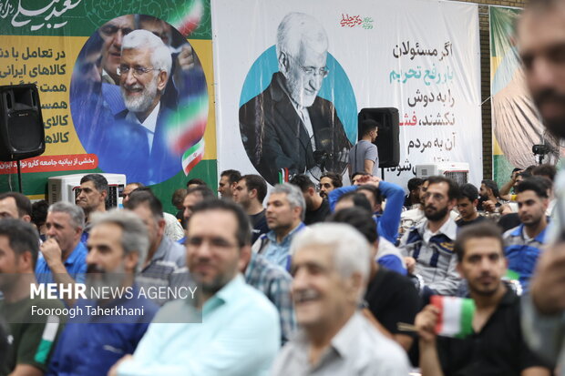 مبادلات در دولت جلیلی با حساب ارزی انجام میشود