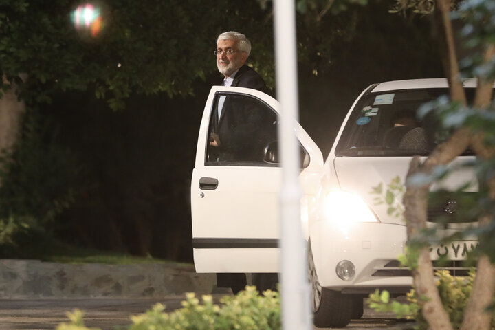 جلیلی: باید در مقابله با تحریم فعال باشید نه منفعل