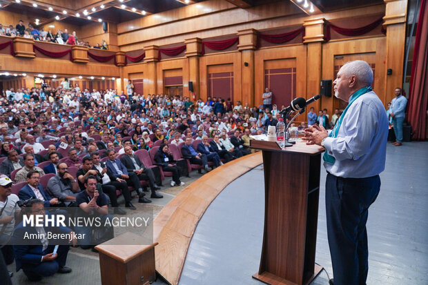 حضور و سخنرانی محمد جواد ظریف در شیراز