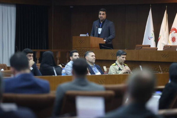 واکنش به جنجال یک ملیپوش: هیچکس با قلدری و گریه به هدفش نمیرسد! 2