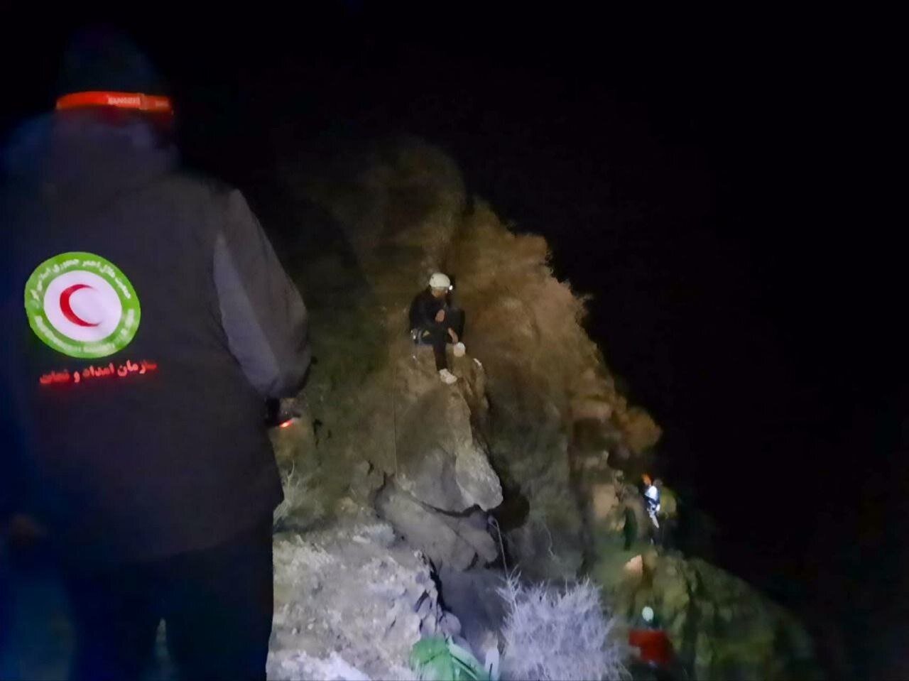 چوپان ۳۹ ساله در ارتفاعات «زوارم» شیروان نجات پیدا کرد
