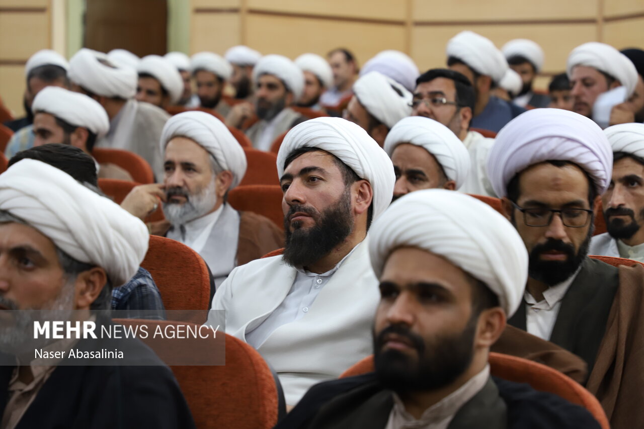 اعتياد،پيشگيري،اجتماعي،روحانيون،كيش،كارگاه،اشاره