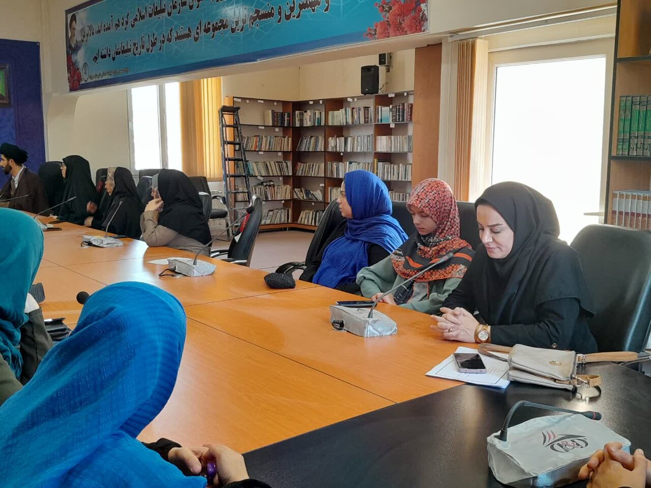 مربیان قرآنی باید تبیینگر حضور مردم در پای صندوقهای رأی باشند