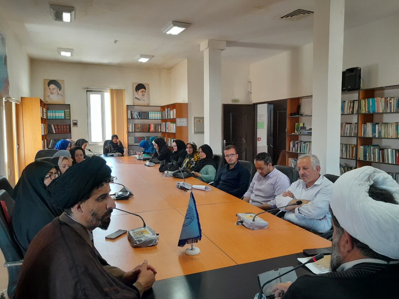 مربیان قرآنی باید تبیینگر حضور مردم در پای صندوقهای رأی باشند