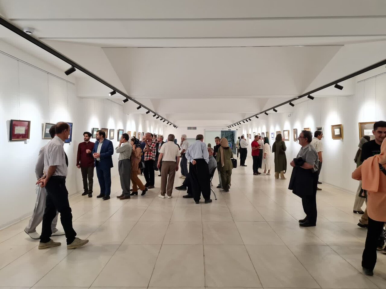 نمایشگاه تخصصی سطر با عنوان «میناگران خط» در سنندج افتتاح شد