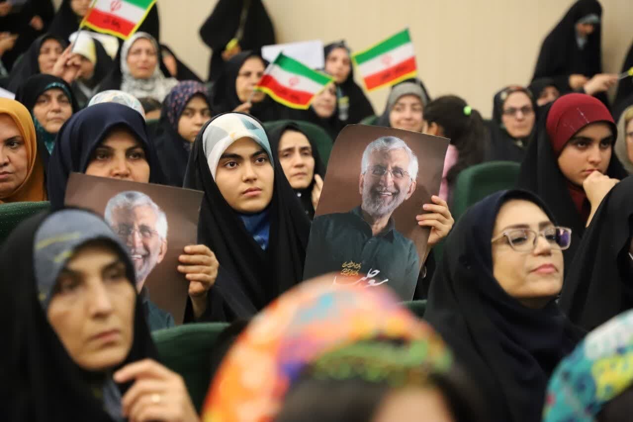 همایش حامیان سعید جلیلی با حضور «قاضیزاده» در شیراز برگزار شد