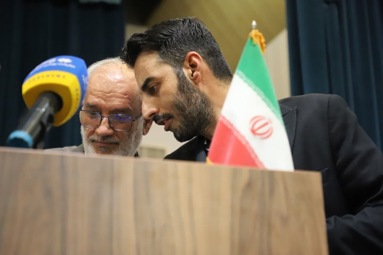 همایش حامیان سعید جلیلی با حضور «قاضی‌زاده» در شیراز برگزار شد