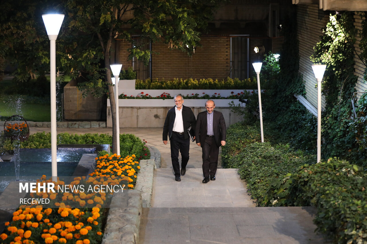 پزشکیان و جلیلی چه گفتند؟