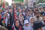 مراسم استقبال لجمع من ذوي الشهداء الفلسطينيين في طهران